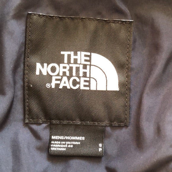 The North Face Windbreaker Jacket 🧥 - Picture 10 of 11
